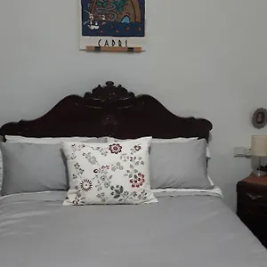 https://the-jasmine-house.es-andalucia.com